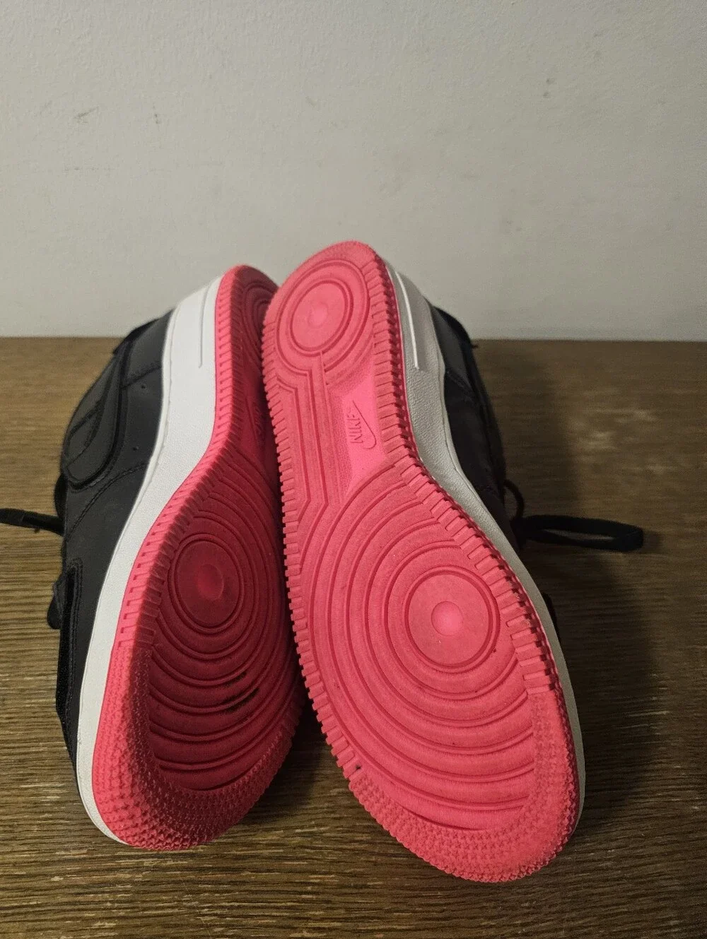 Nike Air Force 1/1 GS 'Black Hyper Pink'